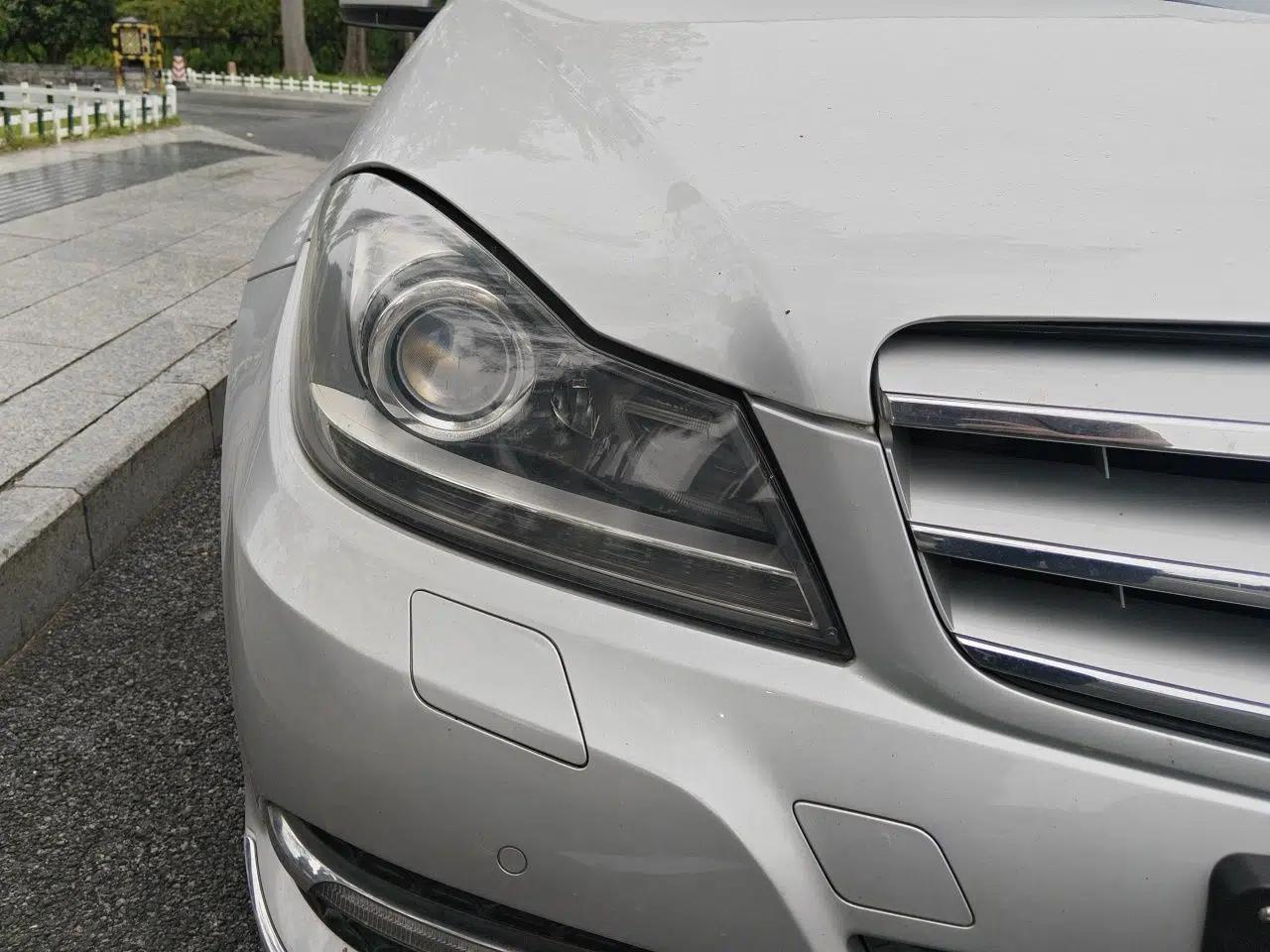 Mercedes-Benz C-Class 2011 C 300 Fashion Model — миниатюра 7