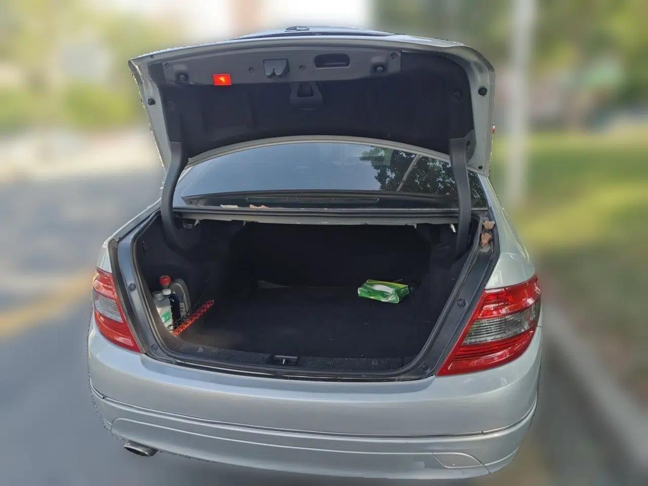 Mercedes-Benz C-Class 2008 C 200K Standard Model — миниатюра 19