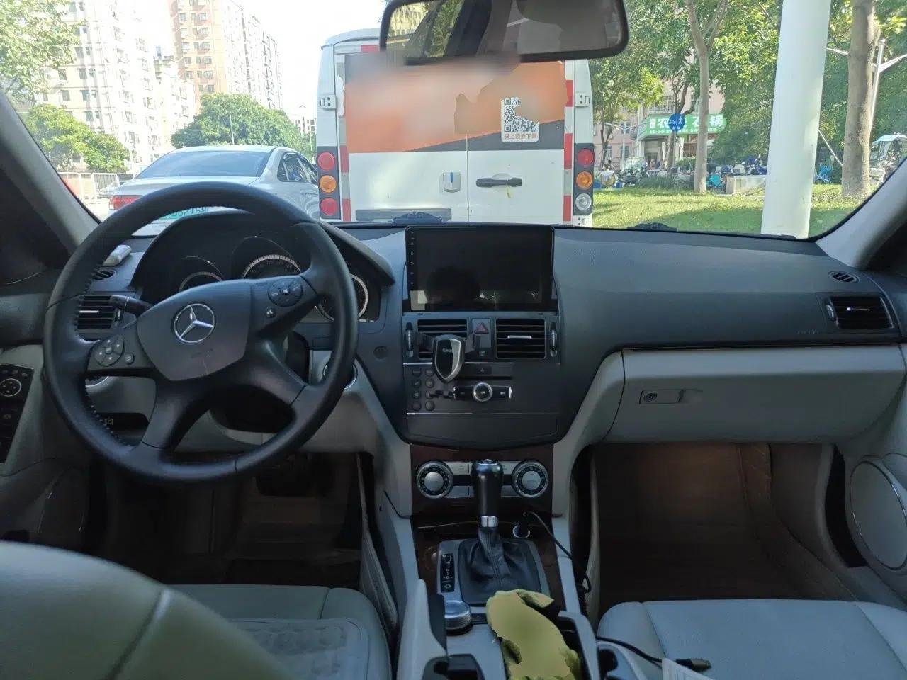 Mercedes-Benz C-Class 2008 C 200K Standard Model — миниатюра 9
