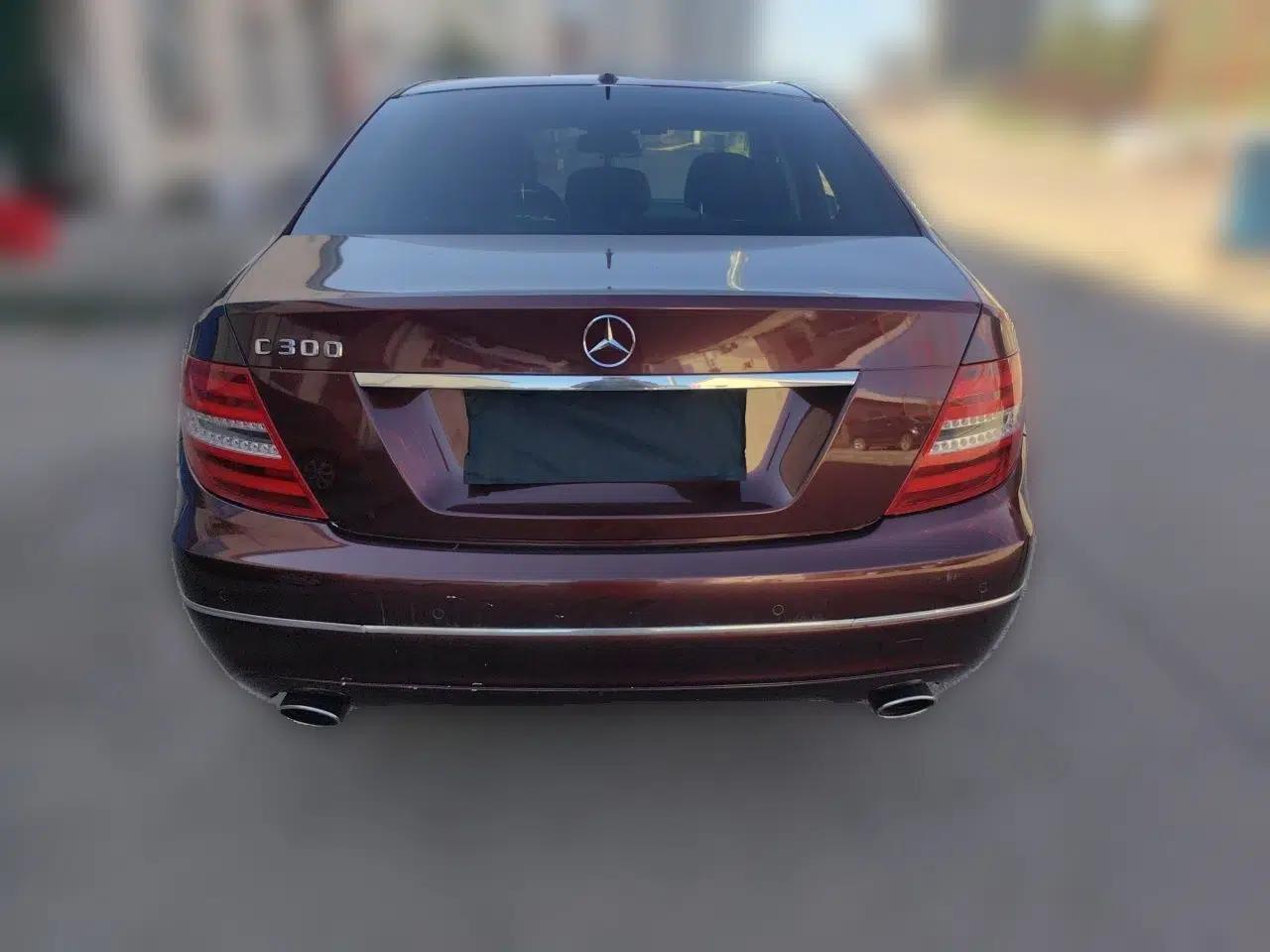 Mercedes-Benz C-Class 2011 C 300 Fashion Model — миниатюра 5