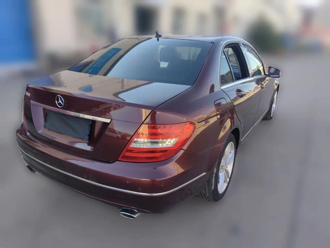 Mercedes-Benz C-Class 2011 C 300 Fashion Model — миниатюра 6