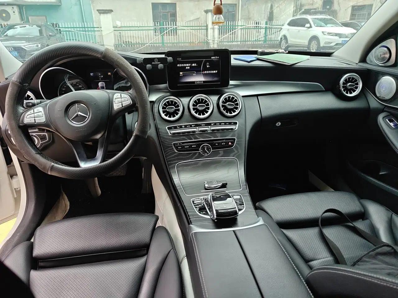 Mercedes-Benz C-Class 2018 C 180 L Dynamic Sports Edition — миниатюра 9