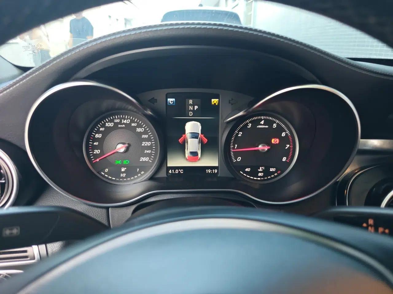 Mercedes-Benz C-Class 2018 C 180 L Fashion Edition Sport Version — миниатюра 11