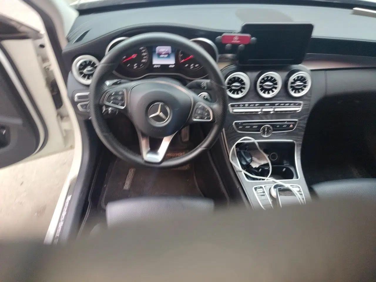 Mercedes-Benz C-Class 2015 Revised C 200 L Sport Edition — миниатюра 9