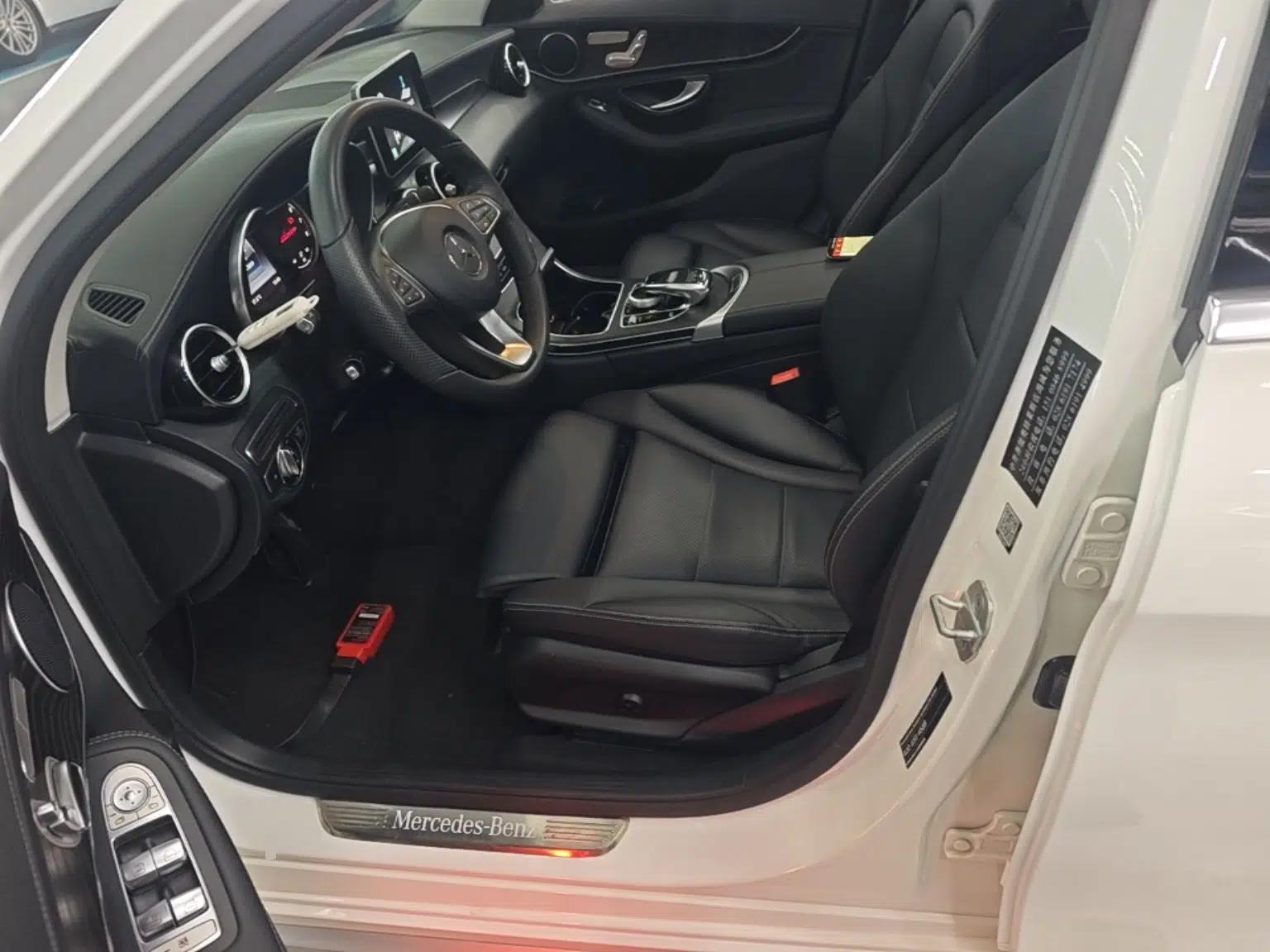 Mercedes-Benz C-Class 2015 Revised C 200 L Sport Edition — миниатюра 22
