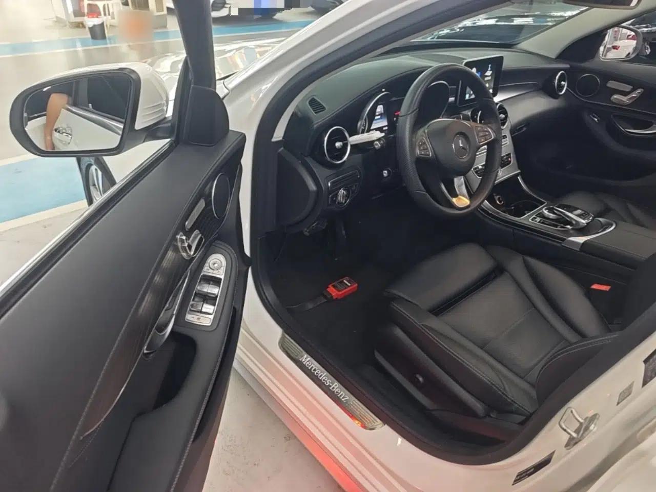 Mercedes-Benz C-Class 2015 Revised C 200 L Sport Edition — миниатюра 23