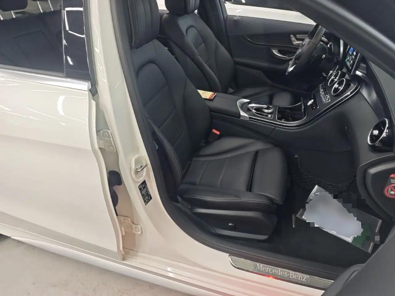 Mercedes-Benz C-Class 2015 Revised C 200 L Sport Edition — миниатюра 24