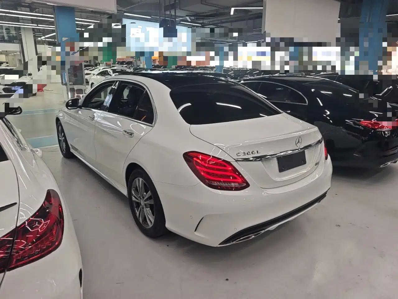 Mercedes-Benz C-Class 2015 Revised C 200 L Sport Edition — миниатюра 4