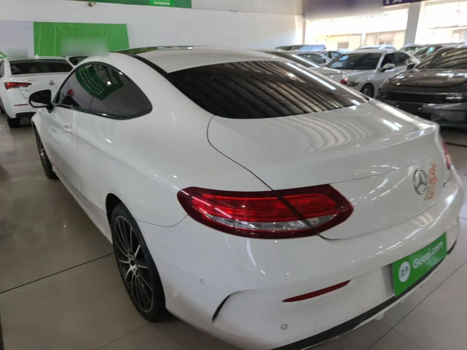 Mercedes-Benz C-Class 2017 C 200 4MATIC Coupe — миниатюра 4