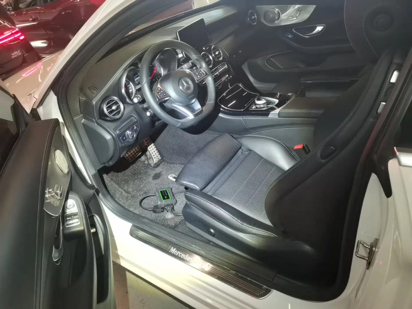 Mercedes-Benz C-Class 2018 C 200 Coupe — миниатюра 23