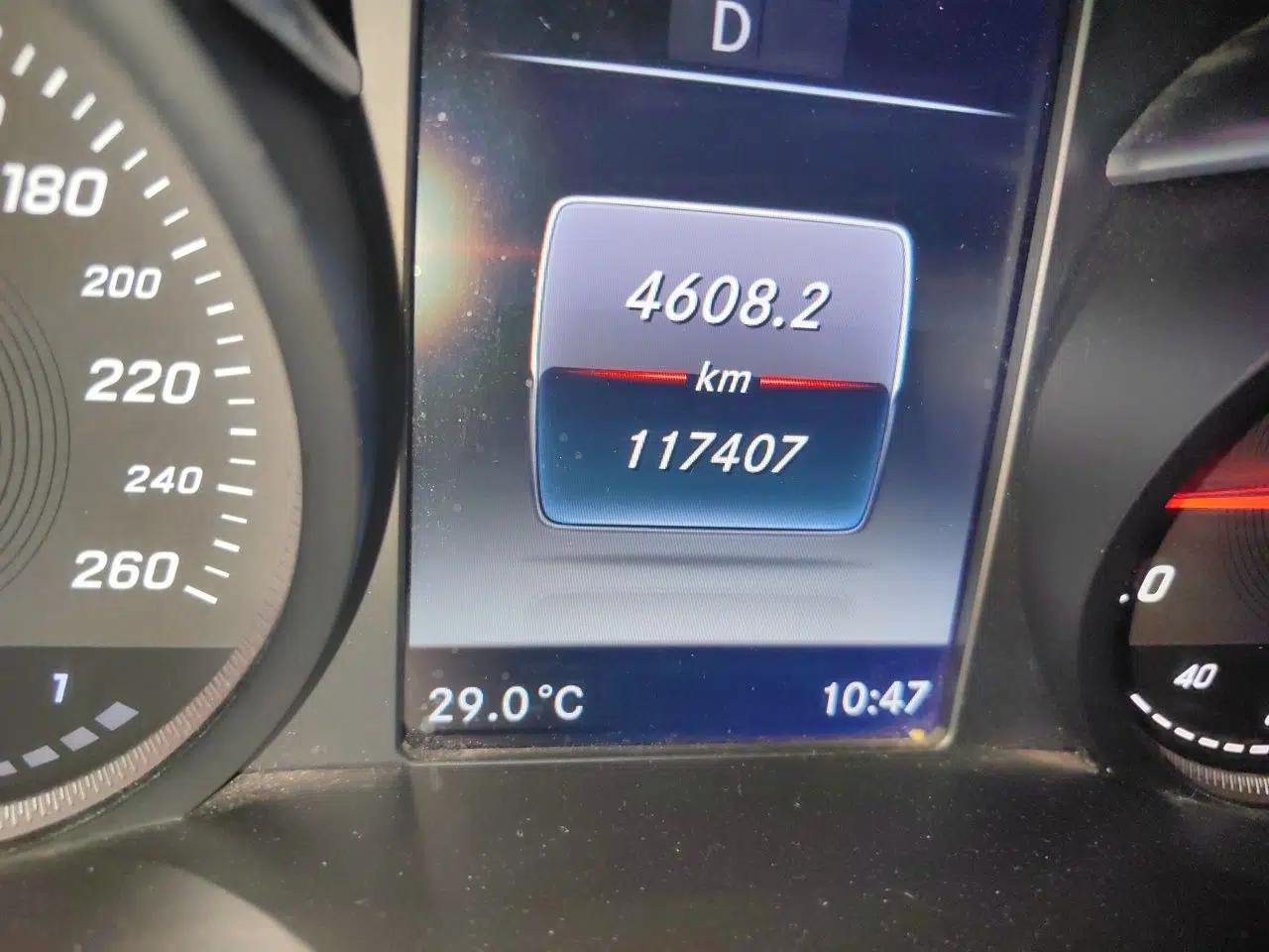 Mercedes-Benz C-Class 2015 Revised C 200 L Sport Edition — миниатюра 12