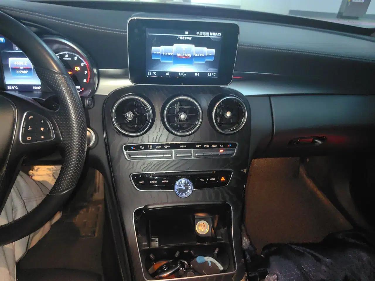 Mercedes-Benz C-Class 2015 Revised C 200 L Sport Edition — миниатюра 13