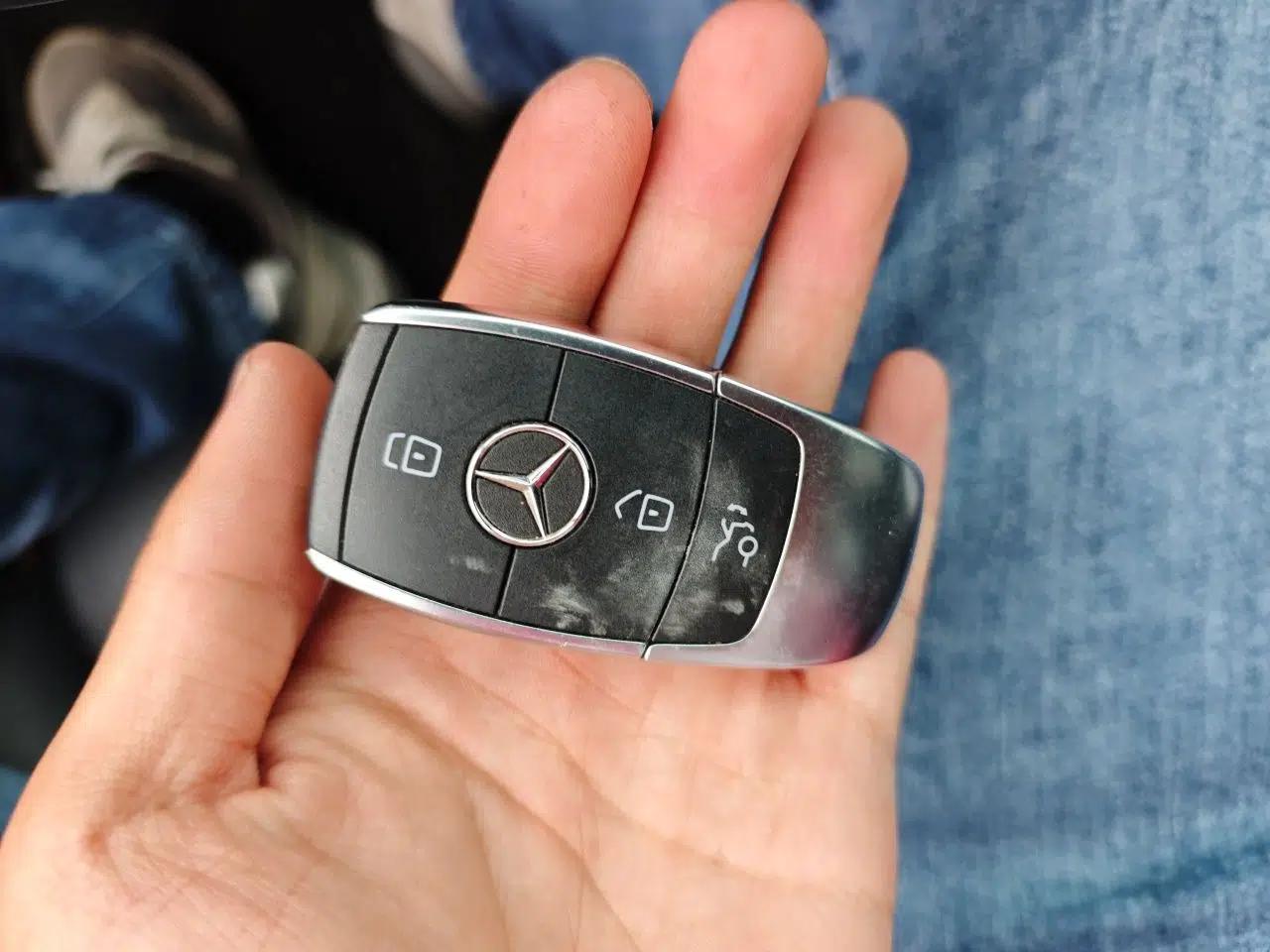 Mercedes-Benz C-Class 2021 C 260 L Sport Edition Star Collection — миниатюра 17