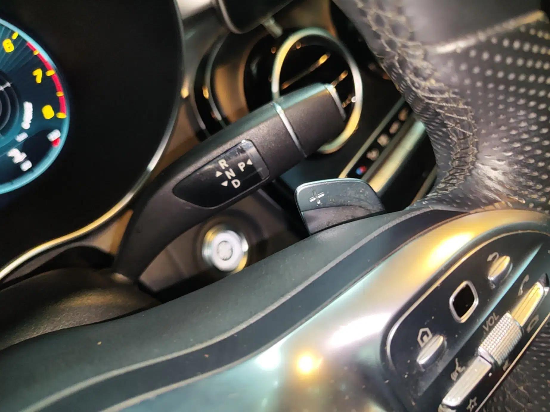 Mercedes-Benz C-Class 2021 C 200 L Fashion Edition Sport Version — миниатюра 16
