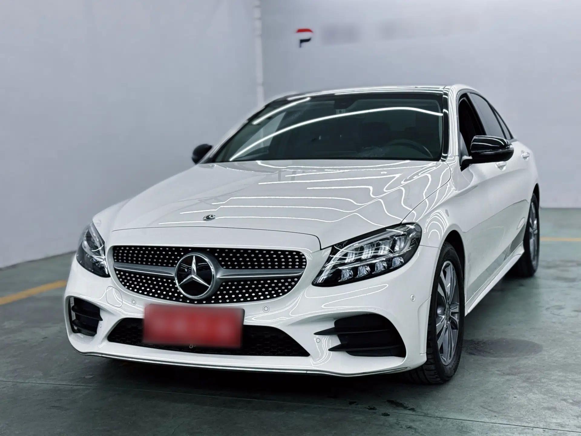 Mercedes-Benz C-Class 2020 Restyled C 200 L Fashion Edition Sport Version — миниатюра 1