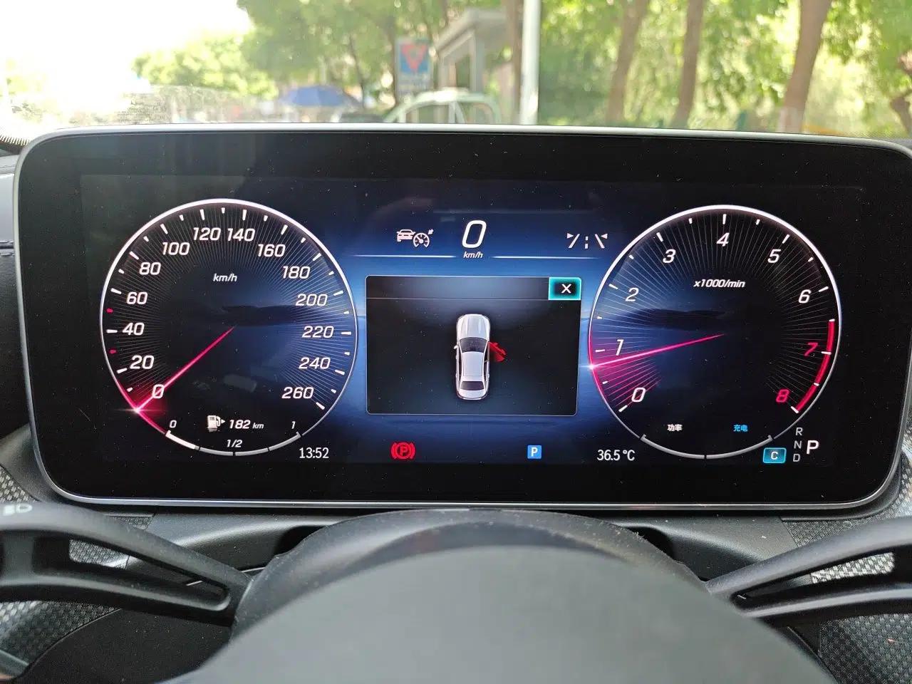 Mercedes-Benz C-Class 2023 Second Facelift C 260 L Sport Edition — миниатюра 11