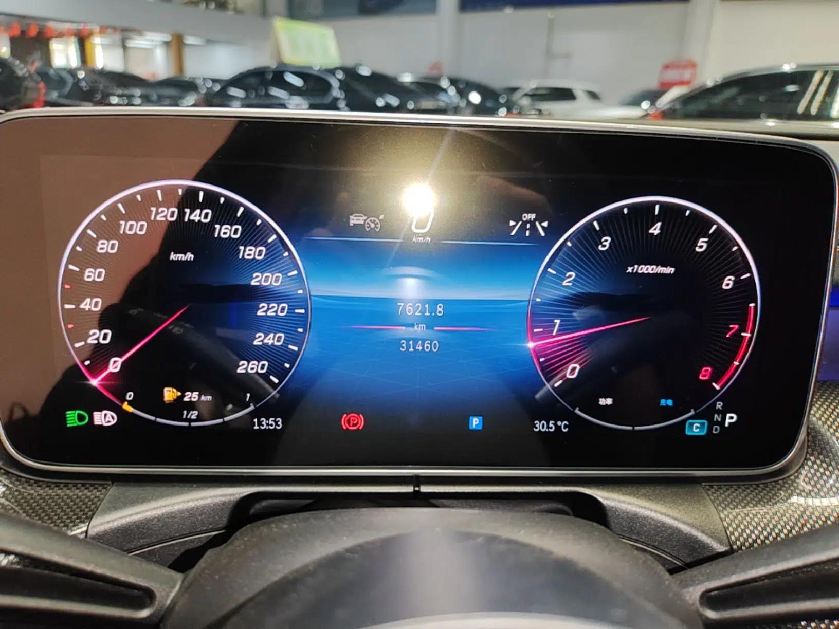 Mercedes-Benz C-Class 2024 Second Facelift C 260 L Starry Night Sport Edition — миниатюра 14