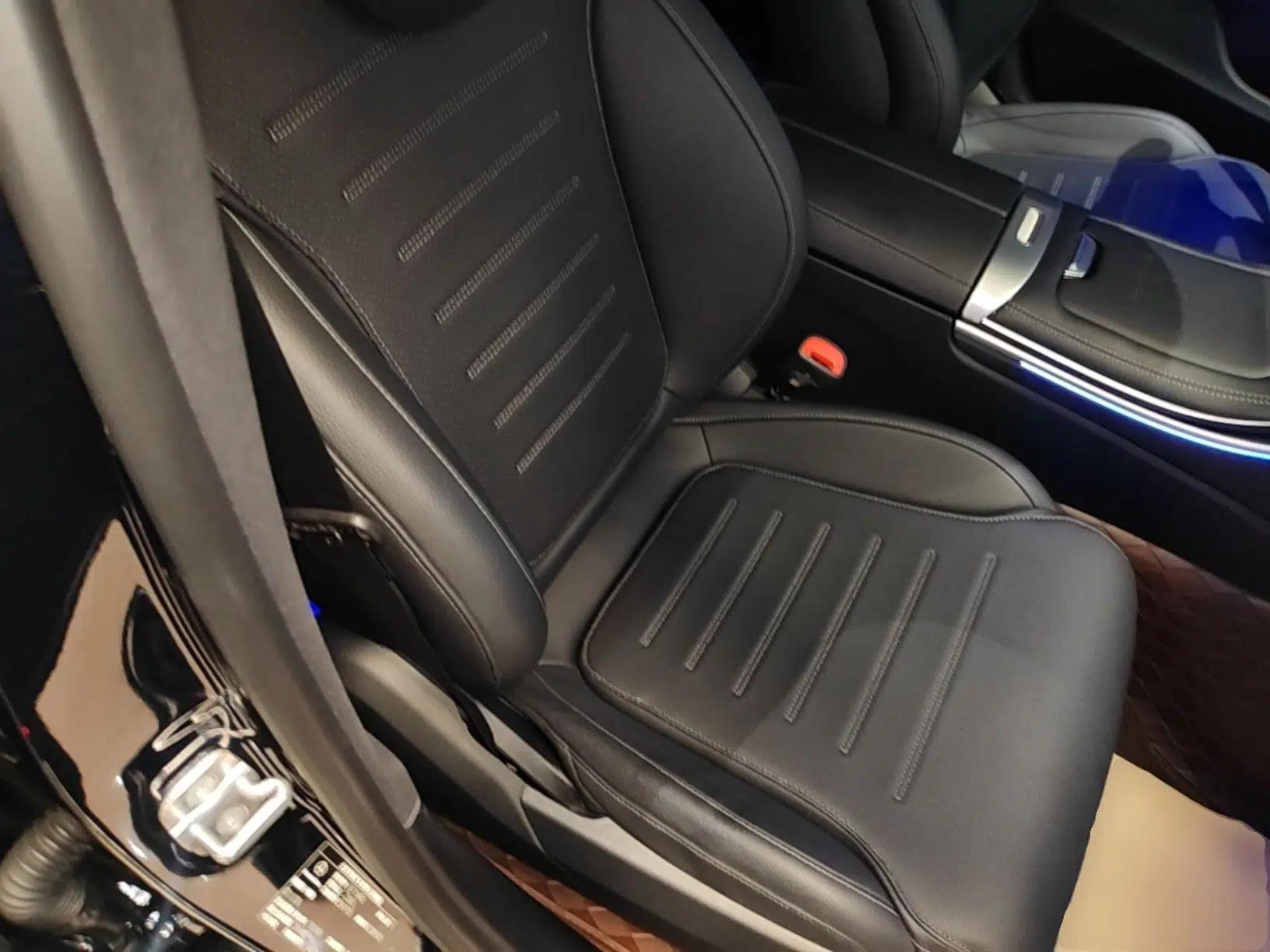 Mercedes-Benz C-Class 2024 Second Facelift C 260 L Starry Night Sport Edition — миниатюра 19