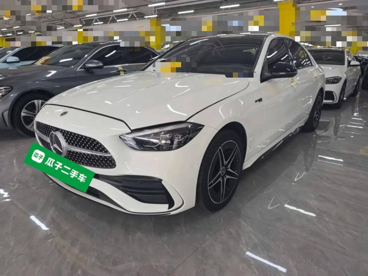 Mercedes-Benz C-Class 2023 Restyled C 260 L Night Edition Sports Version — миниатюра 1