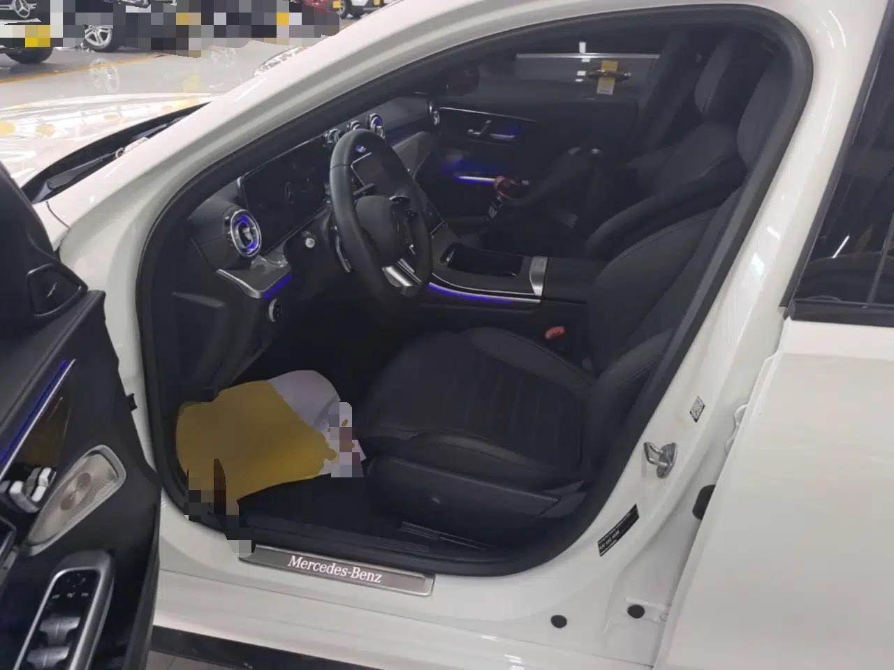 Mercedes-Benz C-Class 2023 Restyled C 260 L Night Edition Sports Version — миниатюра 17