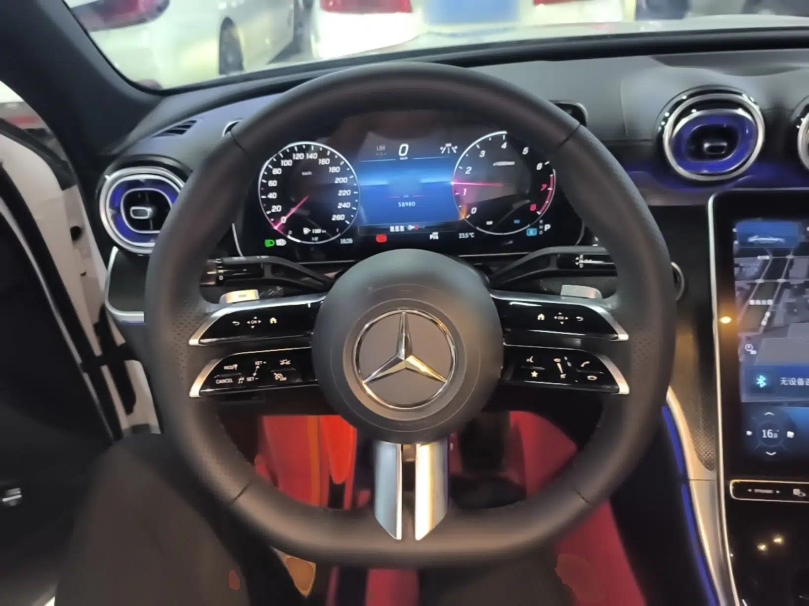 Mercedes-Benz C-Class 2023 Restyled C 260 L Night Edition Sports Version — миниатюра 13