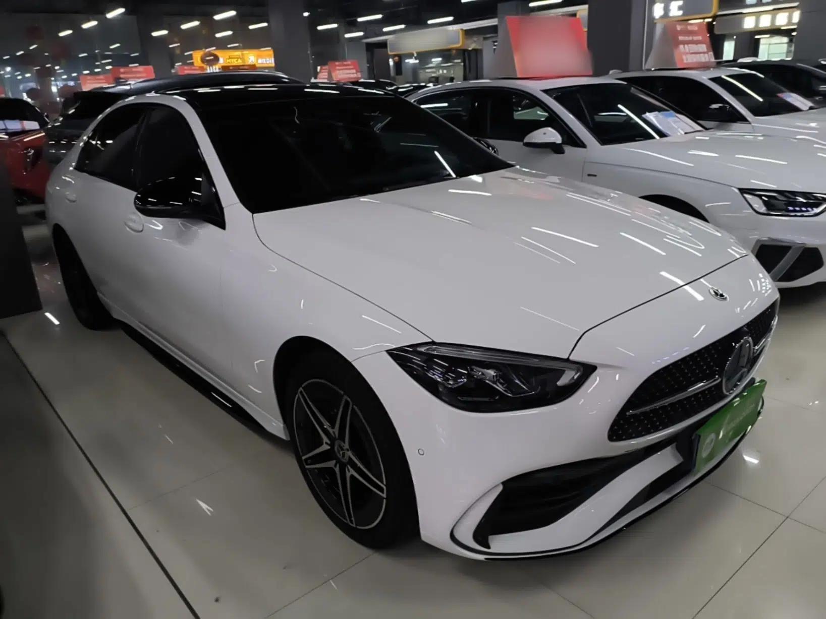 Mercedes-Benz C-Class 2023 Restyled C 260 L Night Edition Sports Version — миниатюра 3