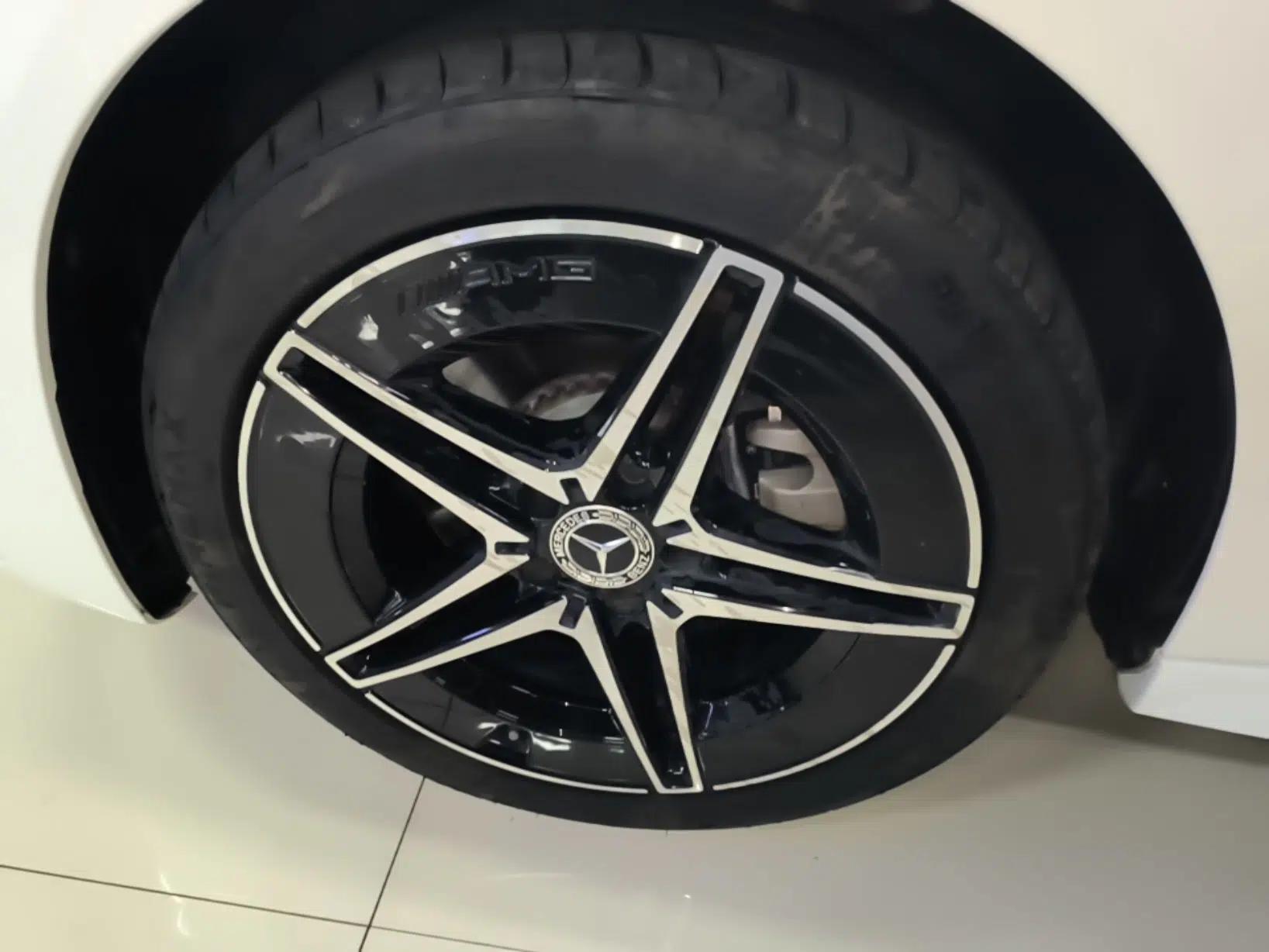 Mercedes-Benz C-Class 2023 Restyled C 260 L Night Edition Sports Version — миниатюра 10