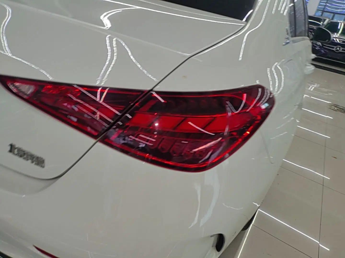 Mercedes-Benz C-Class 2024 Second Facelift C 260 L Sport Edition — миниатюра 9