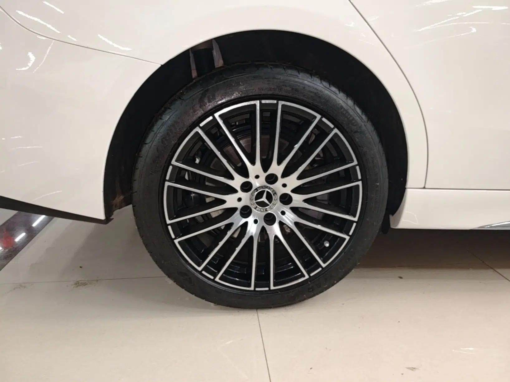 Mercedes-Benz C-Class 2025 Facelift C 260 L Sport Edition — миниатюра 11