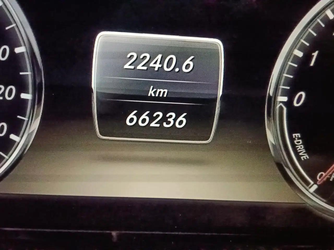 Mercedes-Benz S-Class 2014 S 400 L HYBRID — миниатюра 12
