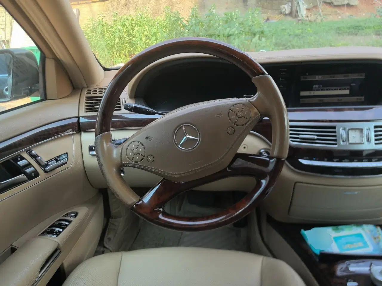 Mercedes-Benz S-Class 2011 S 350 L CGI — миниатюра 10