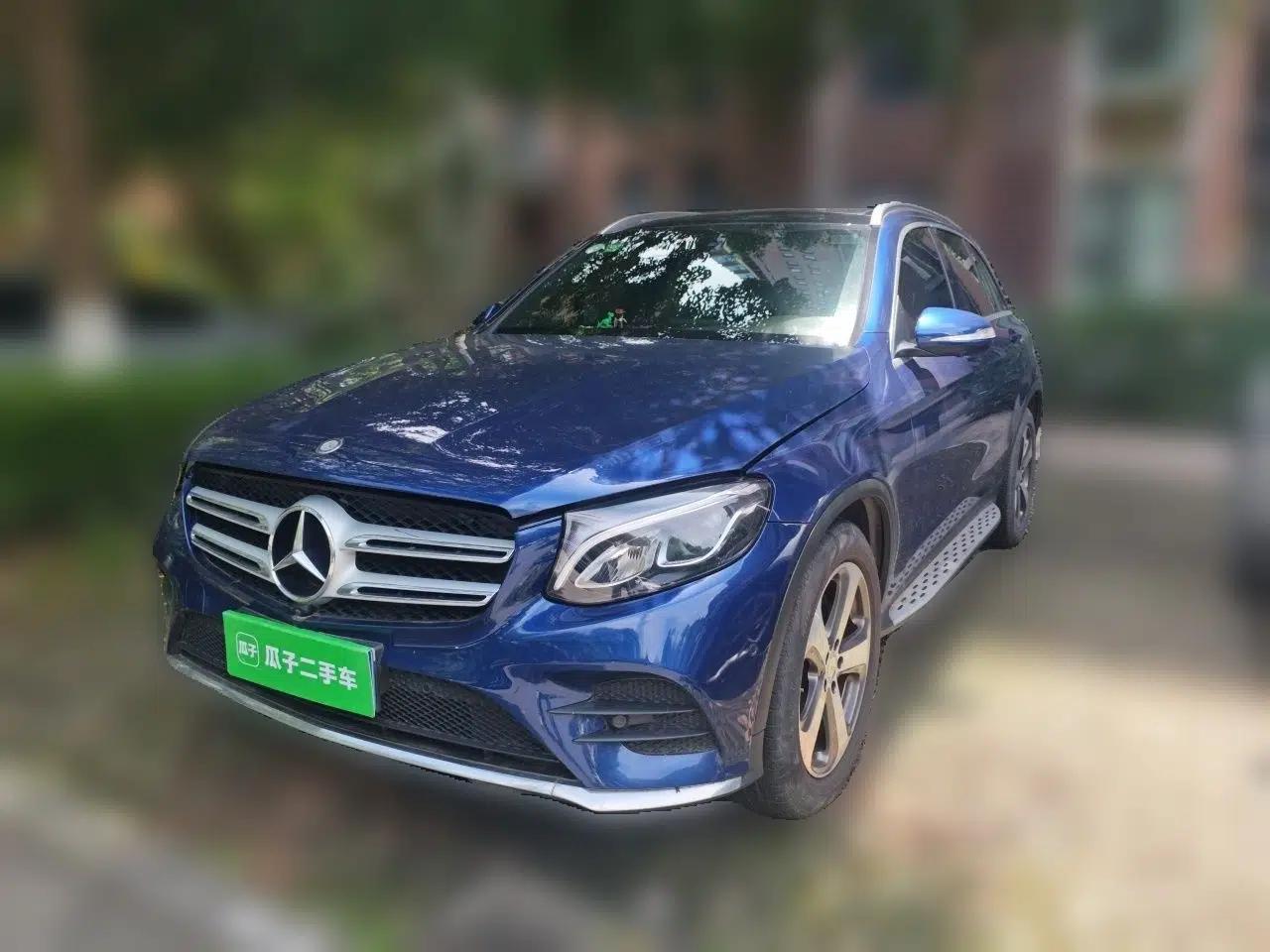 Mercedes-Benz GLC 2017 GLC 260 4MATIC Luxury Model — миниатюра 1