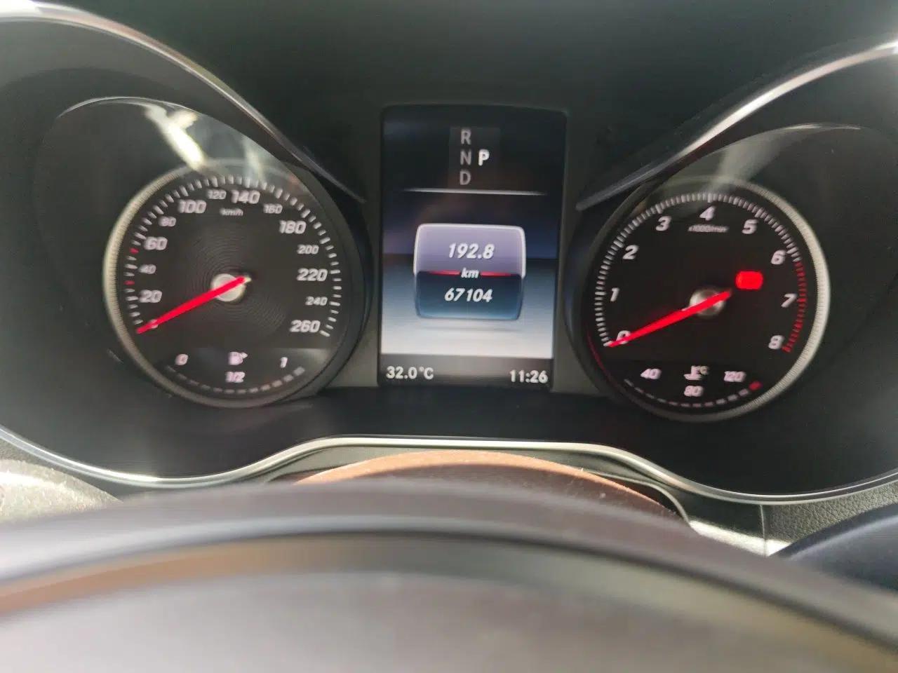 Mercedes-Benz GLC 2017 GLC 260 4MATIC Luxury Model — миниатюра 11