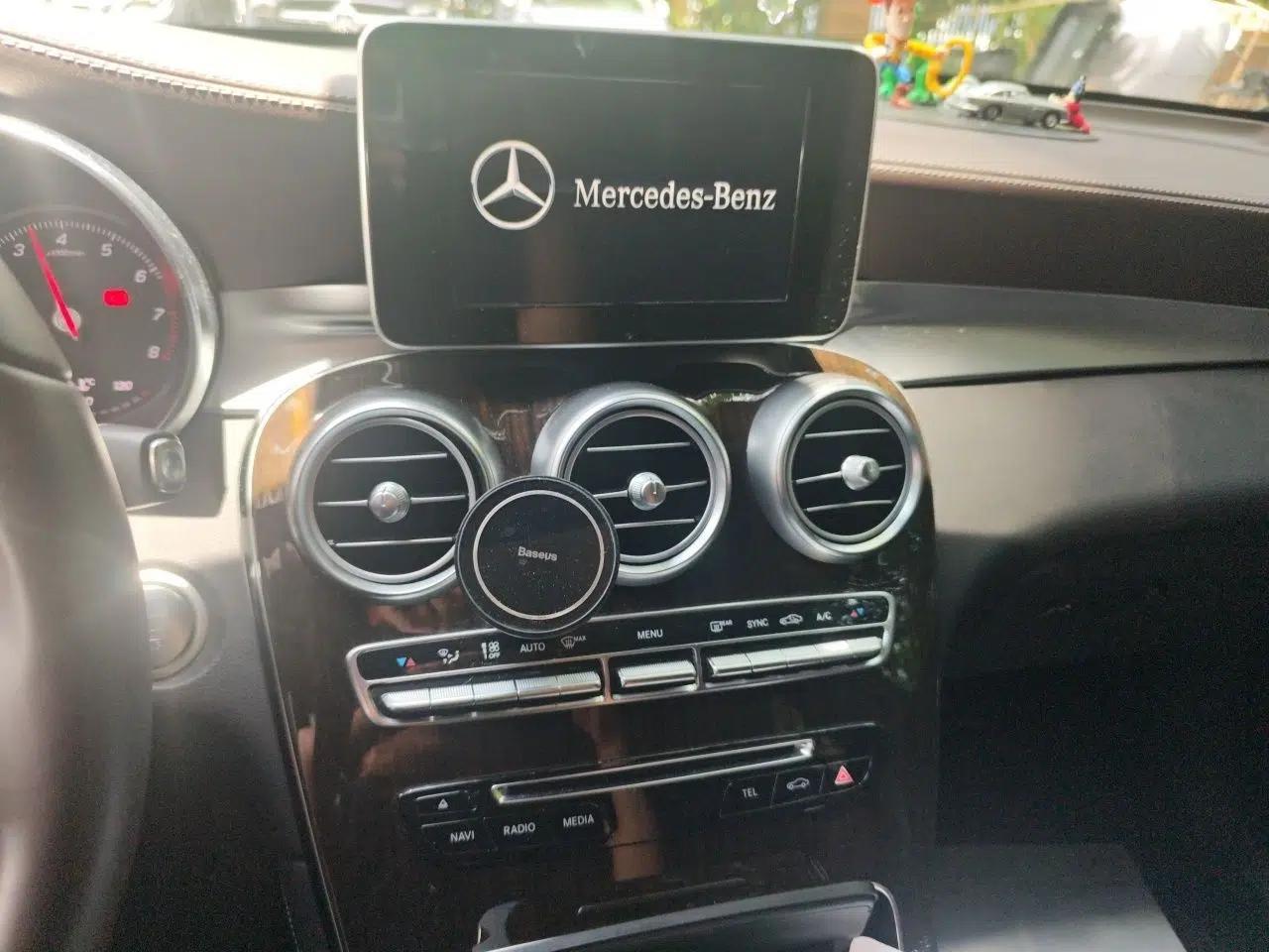 Mercedes-Benz GLC 2017 GLC 260 4MATIC Luxury Model — миниатюра 12