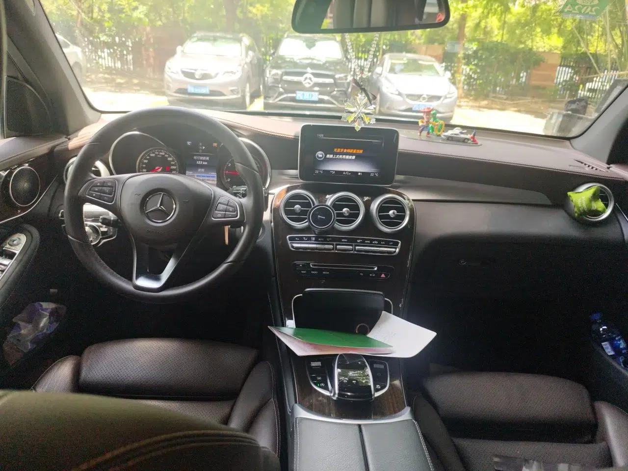 Mercedes-Benz GLC 2017 GLC 260 4MATIC Luxury Model — миниатюра 18