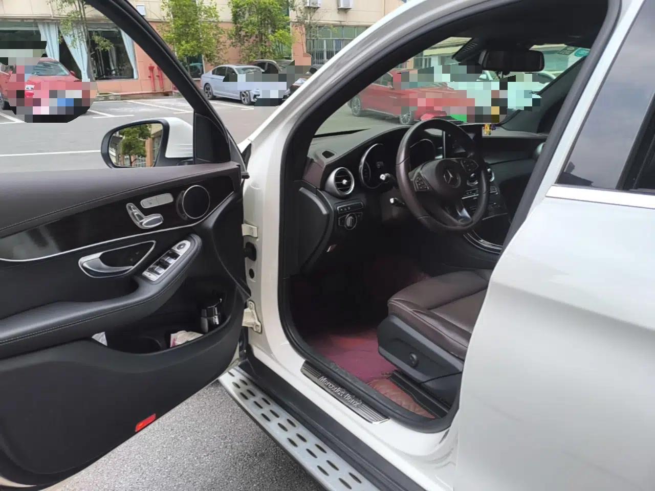 Mercedes-Benz GLC 2017 GLC 260 4MATIC Luxury Model — миниатюра 16