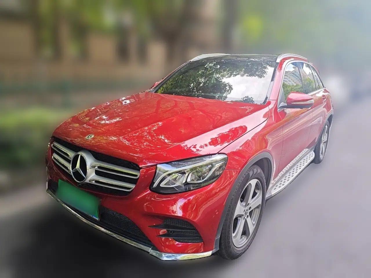Mercedes-Benz GLC 2017 GLC 260 4MATIC Luxury Model — миниатюра 1
