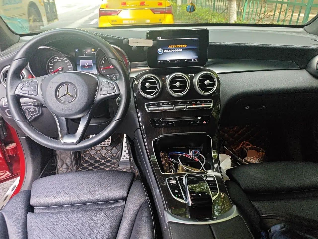 Mercedes-Benz GLC 2017 GLC 260 4MATIC Luxury Model — миниатюра 9