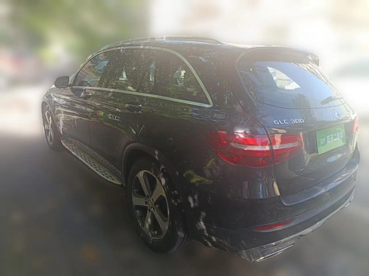 Mercedes-Benz GLC 2016 GLC 260 4MATIC Luxury Model — миниатюра 4