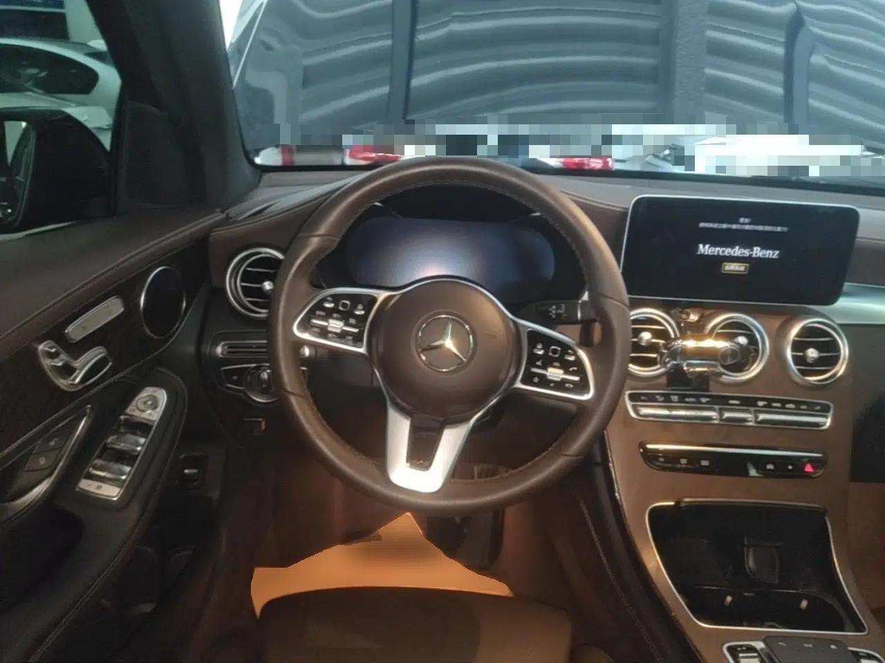 Mercedes-Benz GLC 2020 GLC 260 L 4MATIC Luxury Model — миниатюра 19