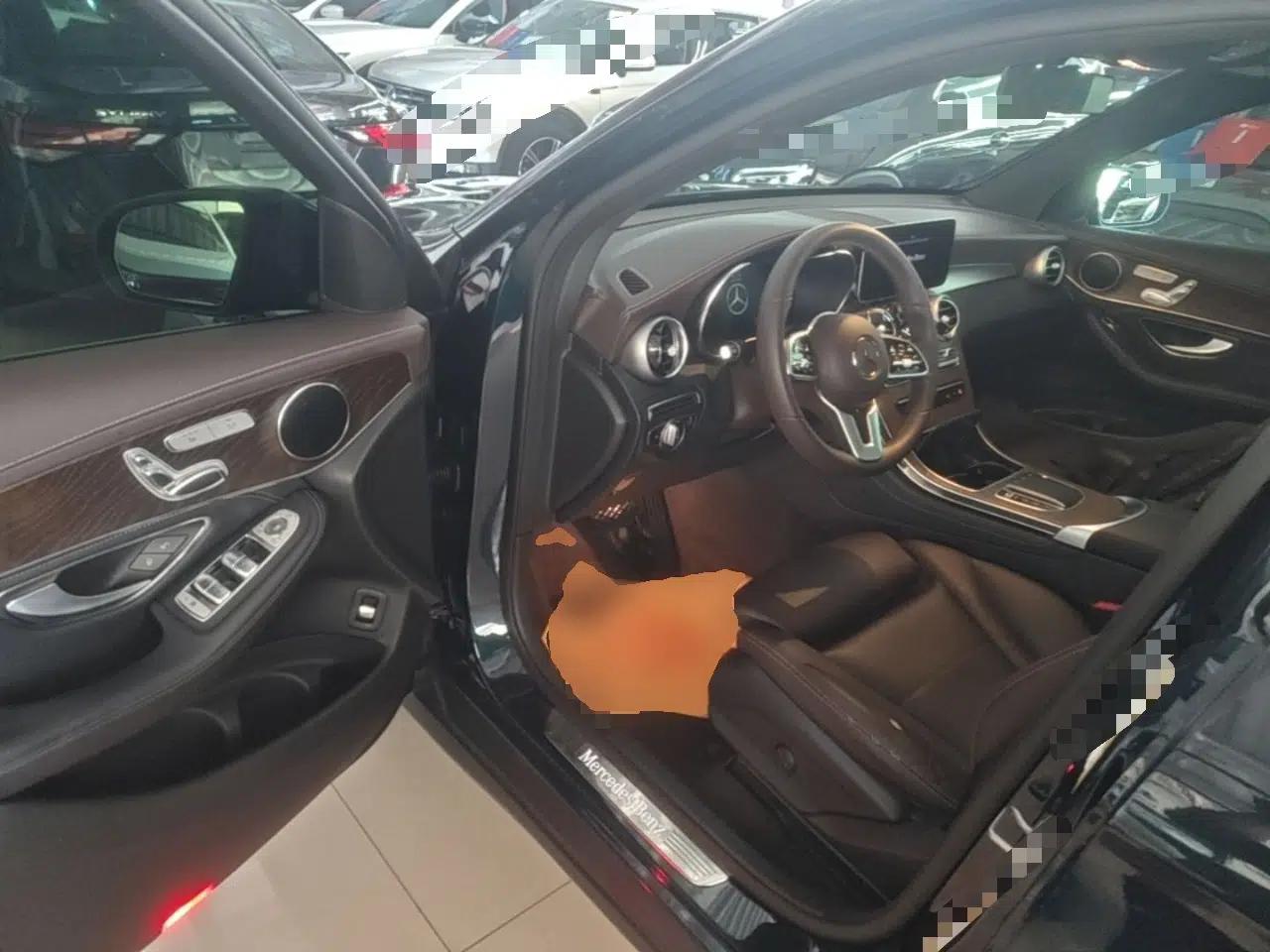 Mercedes-Benz GLC 2020 GLC 260 L 4MATIC Luxury Model — миниатюра 24