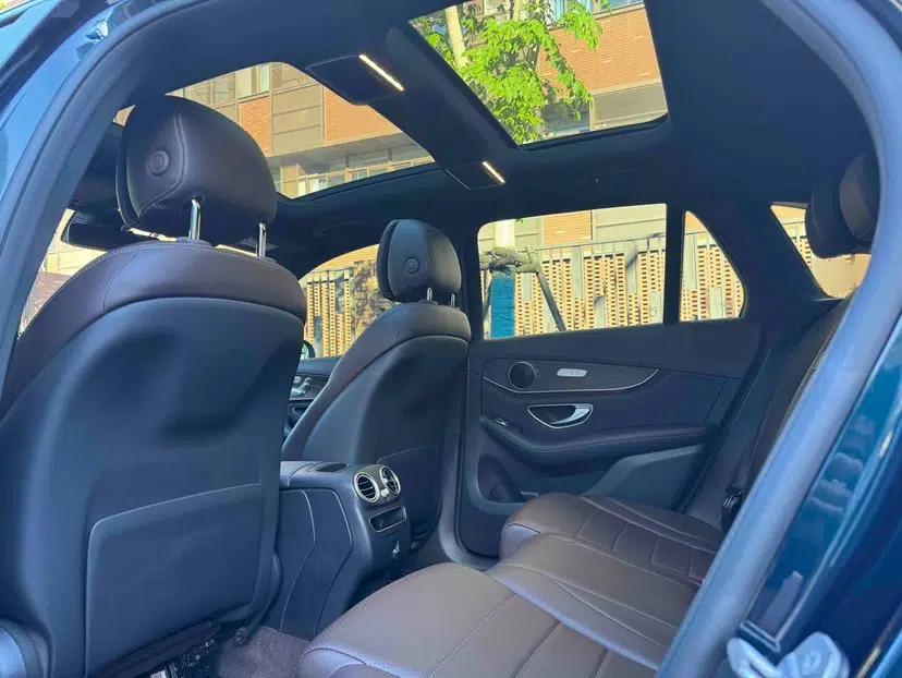 Mercedes-Benz GLC 2020 GLC 260 L 4MATIC Luxury Model — миниатюра 32