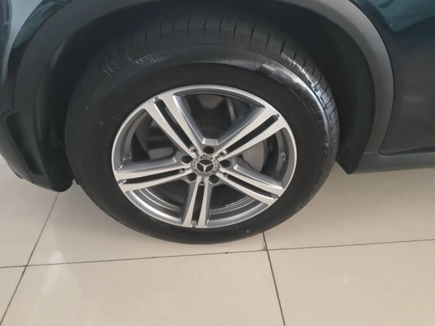 Mercedes-Benz GLC 2020 GLC 260 L 4MATIC Luxury Model — миниатюра 10