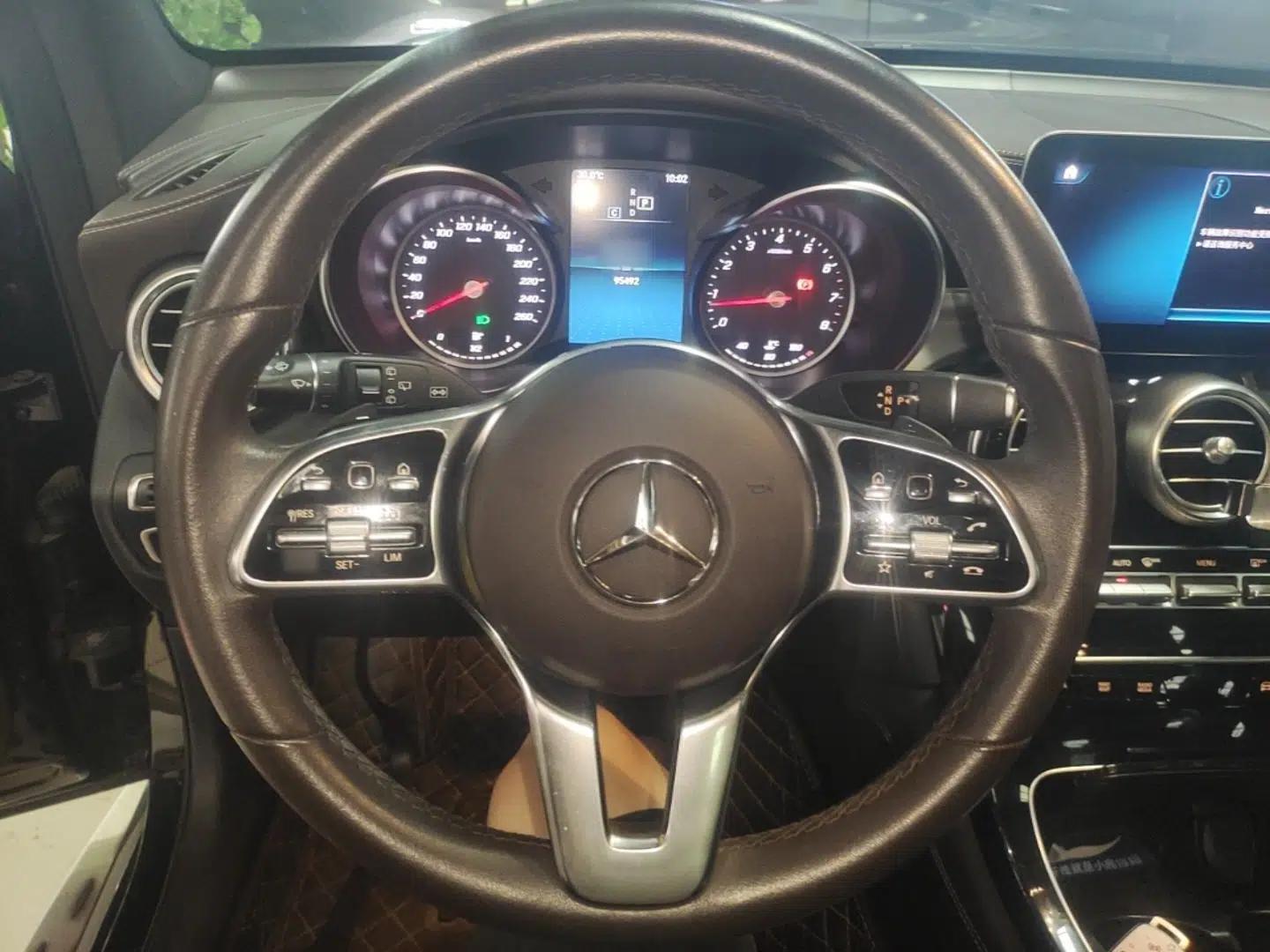 Mercedes-Benz GLC 2020 GLC 260 L 4MATIC Dynamic Model — миниатюра 13
