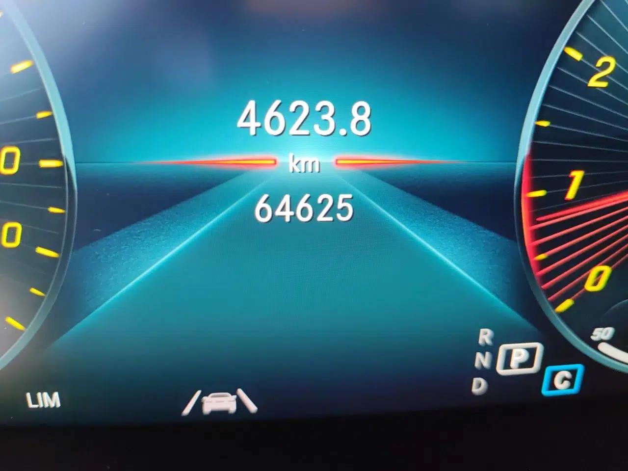 Mercedes-Benz GLC 2020 GLC 300 L 4MATIC Dynamic Edition — миниатюра 12