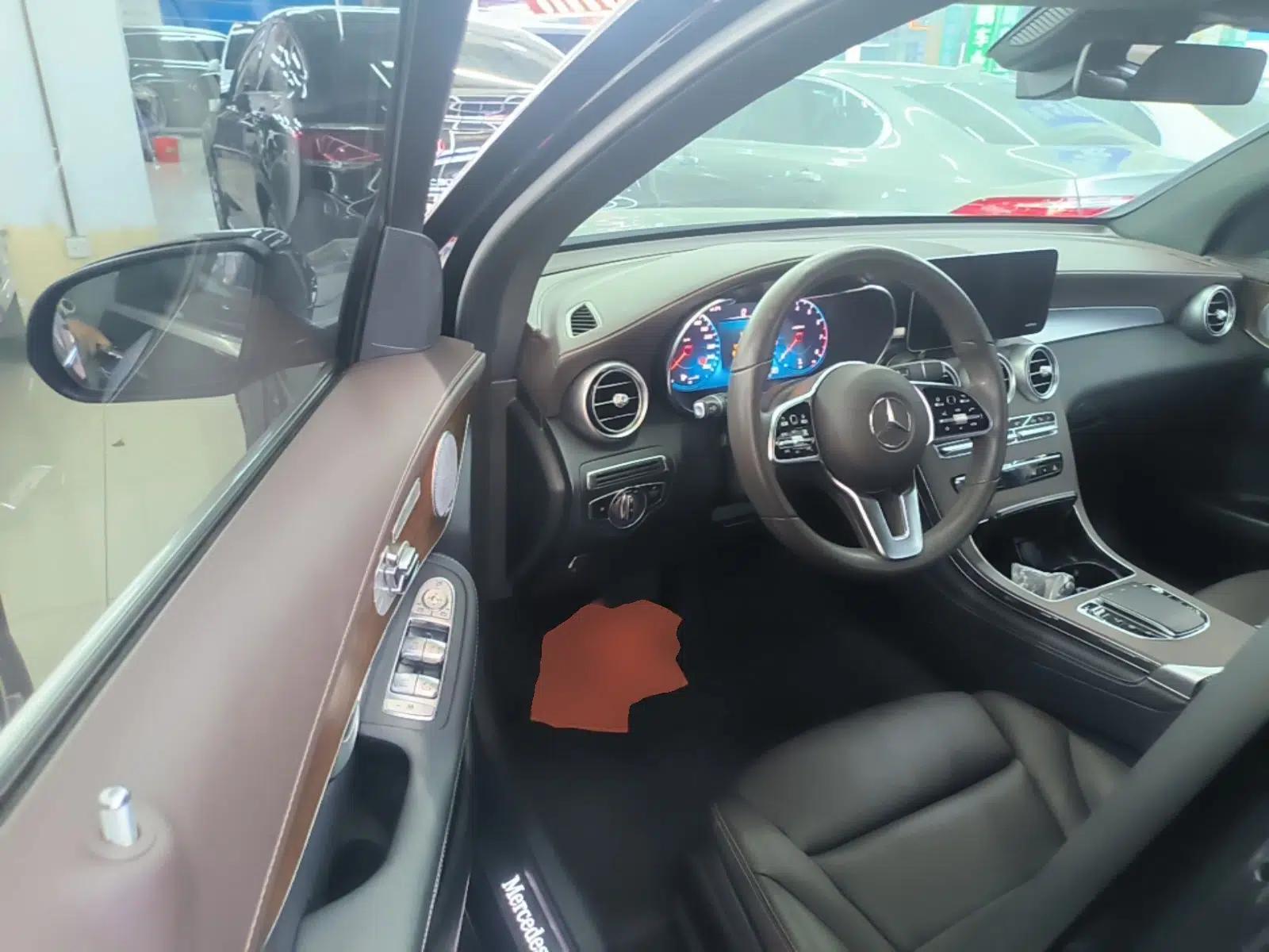 Mercedes-Benz GLC 2021 GLC 300 L 4MATIC Dynamic Model — миниатюра 23