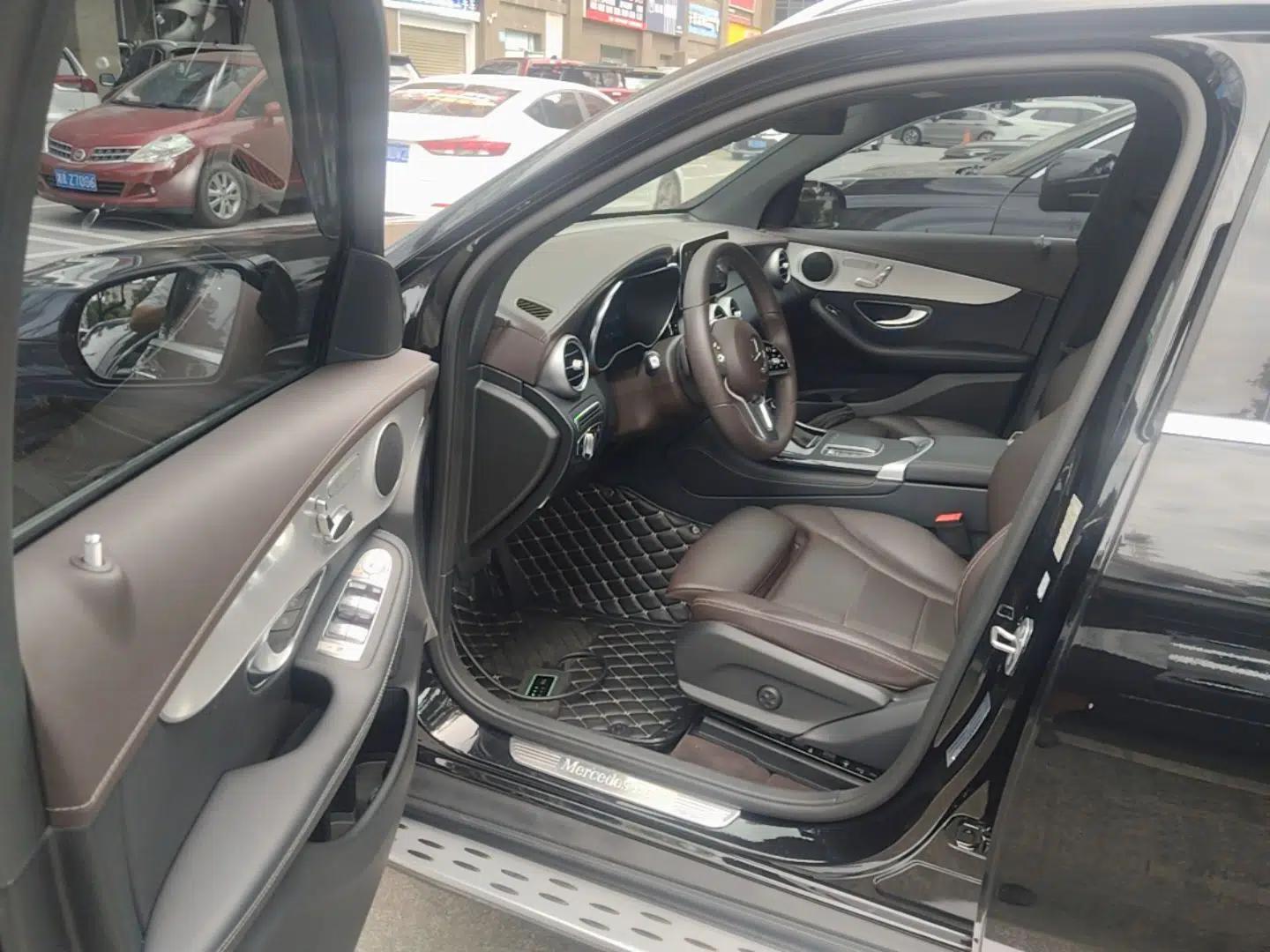Mercedes-Benz GLC 2021 GLC 260 L 4MATIC Dynamic Edition — миниатюра 18