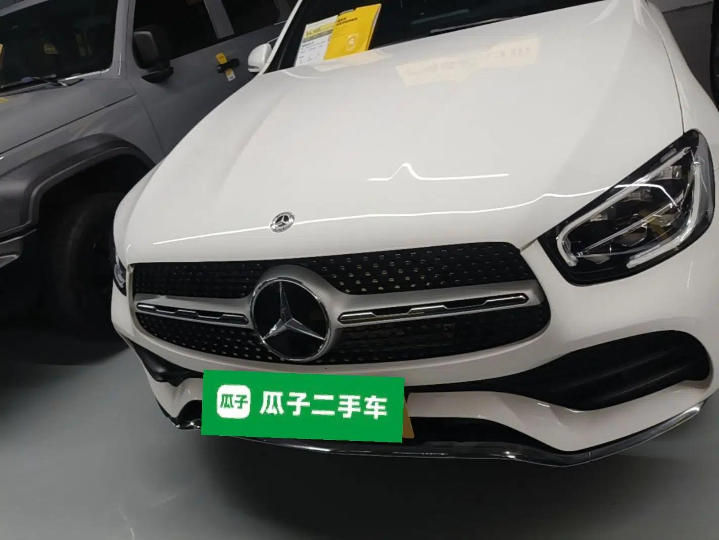 Mercedes-Benz GLC 2020 GLC 260 L 4MATIC Luxury Model — миниатюра 2