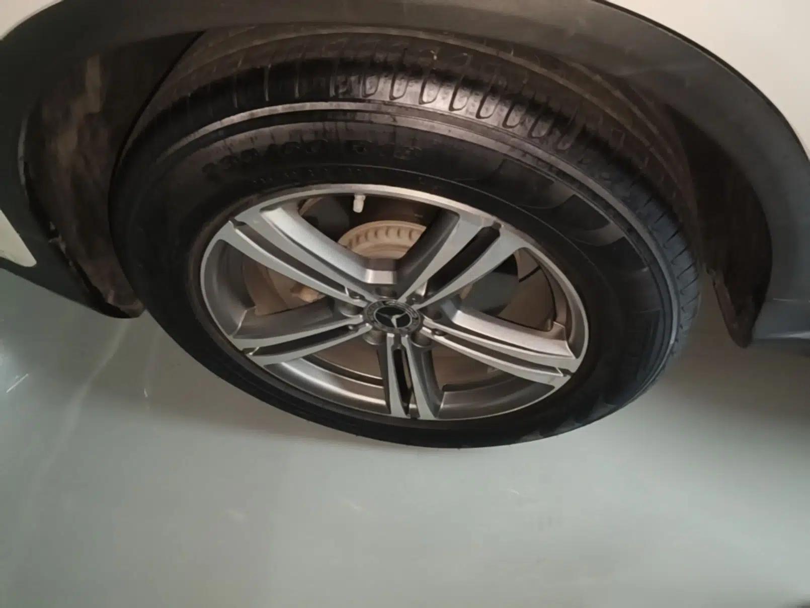 Mercedes-Benz GLC 2020 GLC 260 L 4MATIC Luxury Model — миниатюра 11