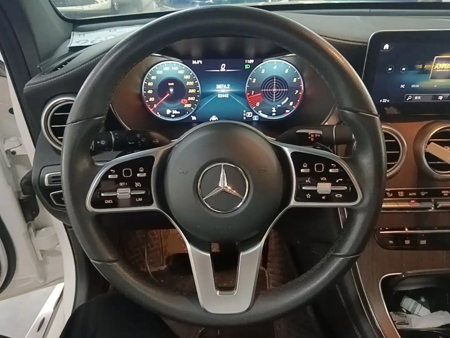Mercedes-Benz GLC 2021 GLC 300 L 4MATIC Dynamic Model — миниатюра 18